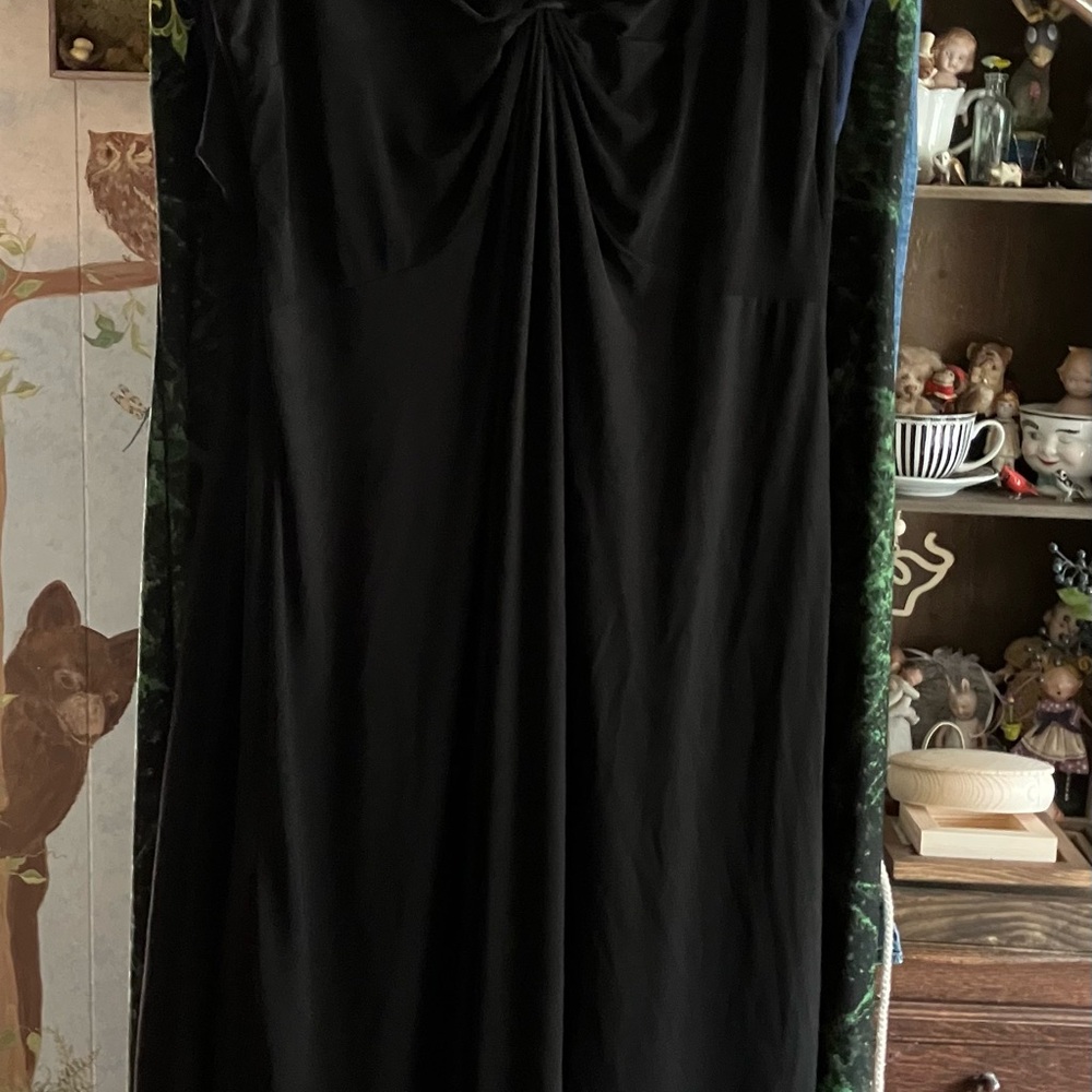 Black Ruched Sweetheart Maxi Gown